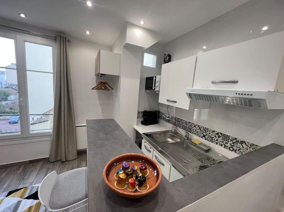 בונדי Quiet & Bright Studio 15Min Away From Paris מראה חיצוני תמונה